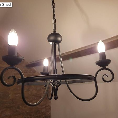Cotswold Cottage Bed & Breakfast Luckington ภายนอก รูปภาพ