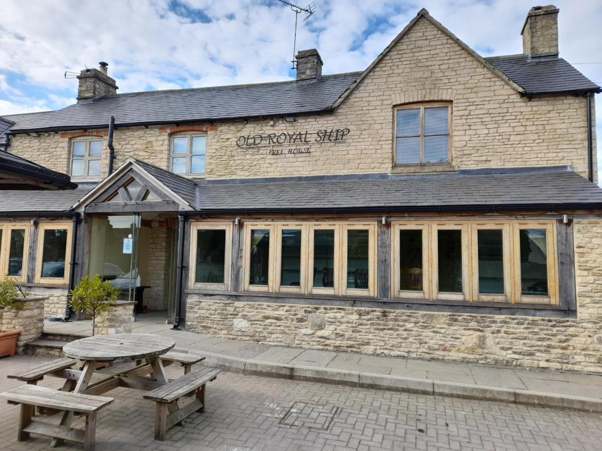 Cotswold Cottage Bed & Breakfast Luckington ภายนอก รูปภาพ